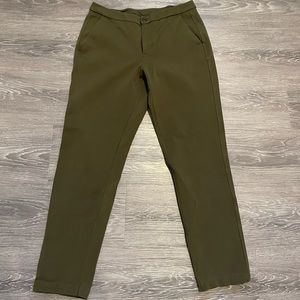 Lululemon trousers